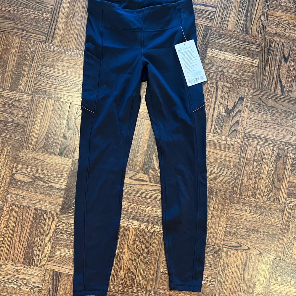 NWT: LULULEMON Speed Up MR Tight 28”